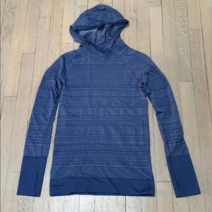 Lululemon pull over